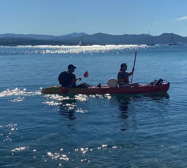 2021-07-01 kayak location mer vacances calanques activité