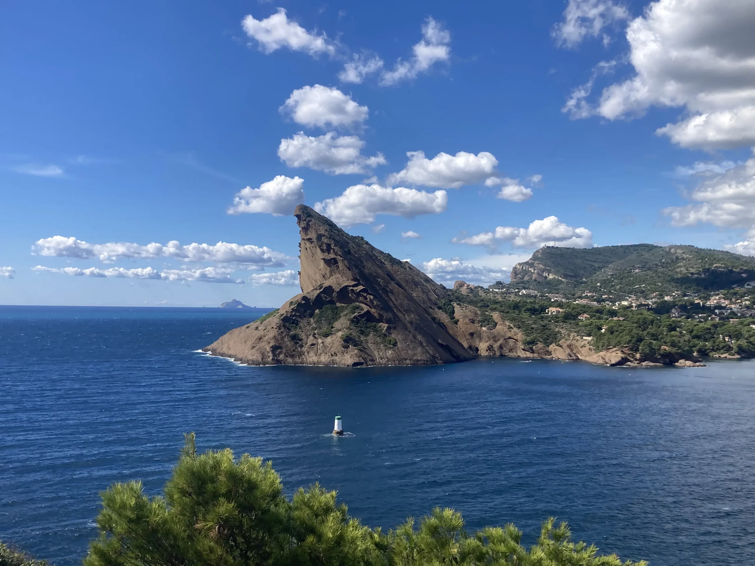 expenature calanque club kayak mer ffck la ciotat marseille sud provence île verte accessible kayak Randonnée aventure encadrée Sentiers nature sauvage Randonnée activité plein air Escapade randonnée guidée Randonnée coucher soleil Exploration criques et plages Randonnée adrénaline modérée Sentiers panoramiques Provence Randonnée faune et flore Découverte calanques isolées Randonnée sportif et nature Excursion randonnée La Ciotat