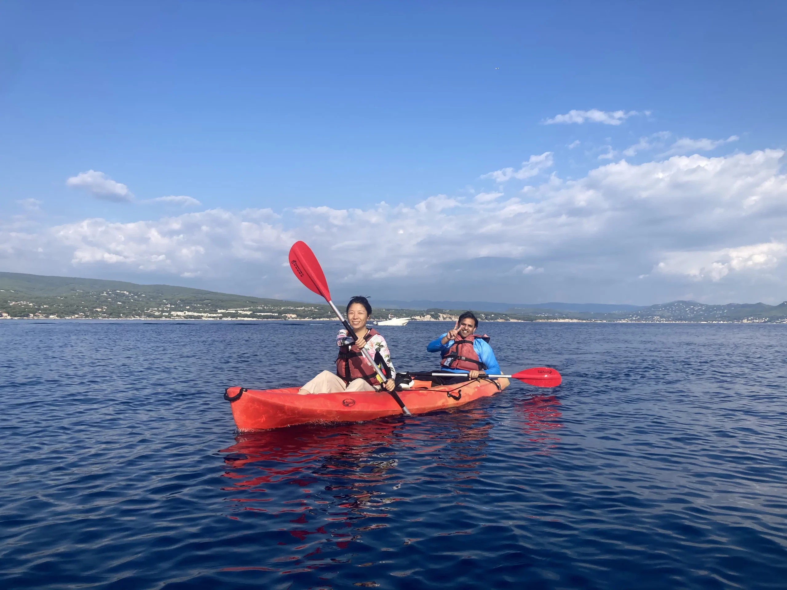Exploration grottes marines Balade nautique La Ciotat Kayak avec guide Paddle sensations fortes