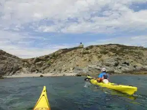ile des embiez paul ricard en kayak de mer teambuilding seminar Rocky coast and sea Isolated coves Embiez Beach and pine forest Embiez Panorama sea and islands Coastal paths Embiez Preserved Embiez islands